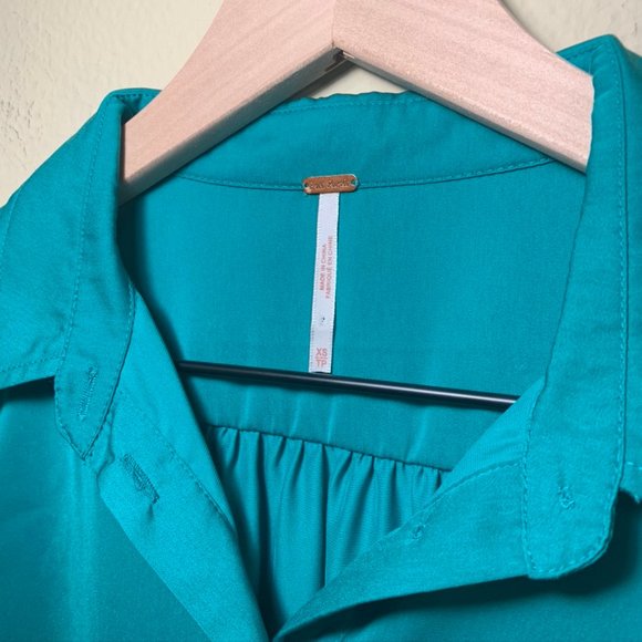 Free People Best of Both Worlds Top - Picture 5 of 6